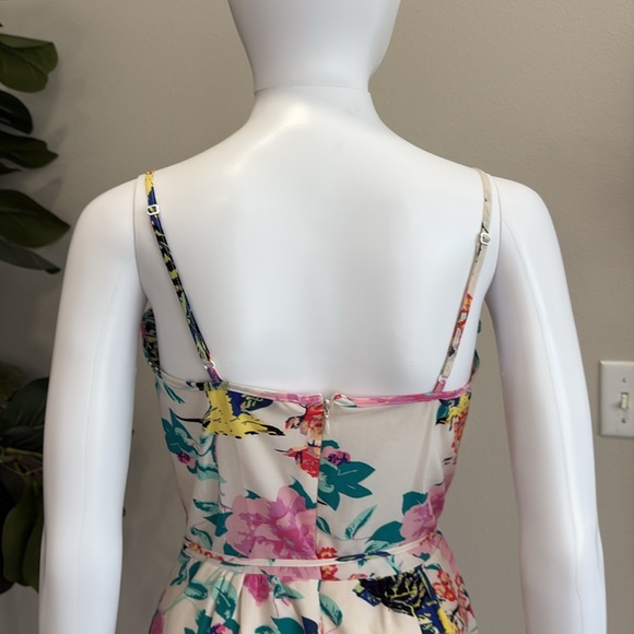 Yumi Kim Floral Bird Print Sundress Size Small Faux Wrap Tie Waist Pocket Dress - Picture 13 of 15